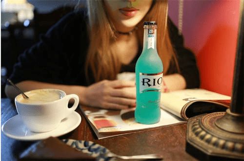 新茶飲時代 當青梅竹馬解不開的消費困局，遇見“小白”的零售解法